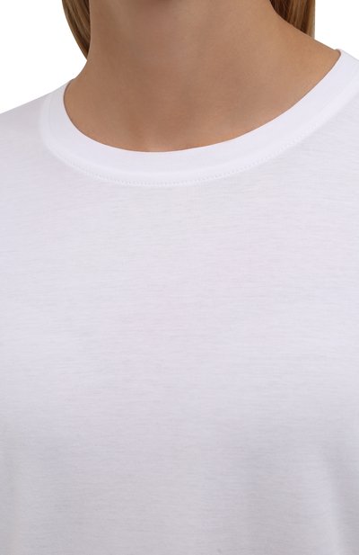 Хлопковая футболка THE ROW белого цвета по цене 42850 руб., арт. 852F911, фото 5 Хлопковая футболка THE ROW, арт. 852F911, фото 5