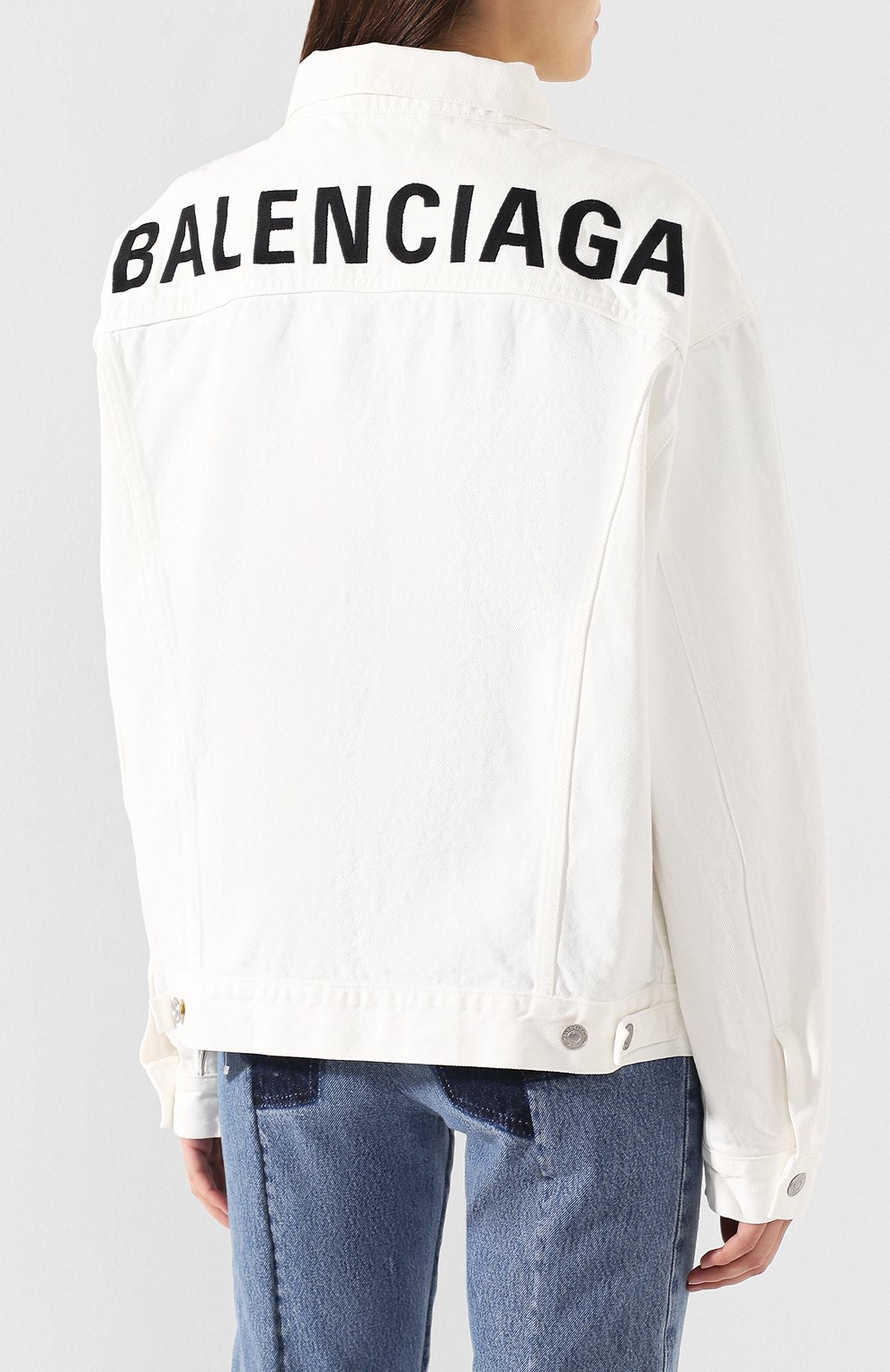 Джинсовая куртка BALENCIAGA белого цвета по цене 78450 руб., арт. 571449/TDW04, фото 4 Джинсовая куртка BALENCIAGA, арт. 571449/TDW04, фото 4