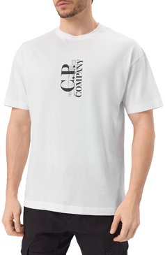 Мужская хлопковая футболка C.P. COMPANY белого цвета, арт. 18CMTS177A005100W | Фото 3 (Драгоценные камни: Проставлено; Материал внешний: Хлопок; Рукава: Короткие; Длина (для топов): Стандартные; Материал сплава: Проставлено; Принт: С принтом; Стили: Кэжуэл; Кросс-КТ: Джерси; Мужское Кросс-КТ: Футболка-одежда)