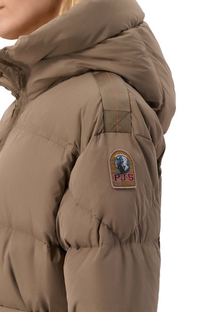 Пуховик PARAJUMPERS хаки цвета по цене 111000 руб., арт. 26WMPWPUHF32, фото 5 Пуховик PARAJUMPERS, арт. 26WMPWPUHF32, фото 5