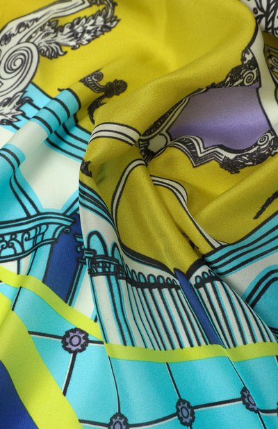 Шелковый платок неополитен GOURJI синего цвета по цене 15980 руб., арт. 91145237/41, фото 3 Шелковый платок неополитен GOURJI, арт. 91145237/41, фото 3