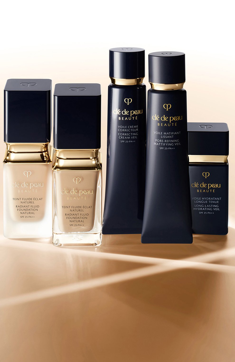 Тональный флюид для естественного сияния кожи, o40 (35ml) CLÉ DE PEAU BEAUTÉ, арт. 16784CP, фото 5