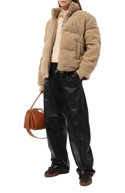 Пуховик LIKE YANA бежевого цвета по цене 9750 руб., арт. L6-64-078-150, фото 2 Пуховик LIKE YANA, арт. L6-64-078-150, фото 2