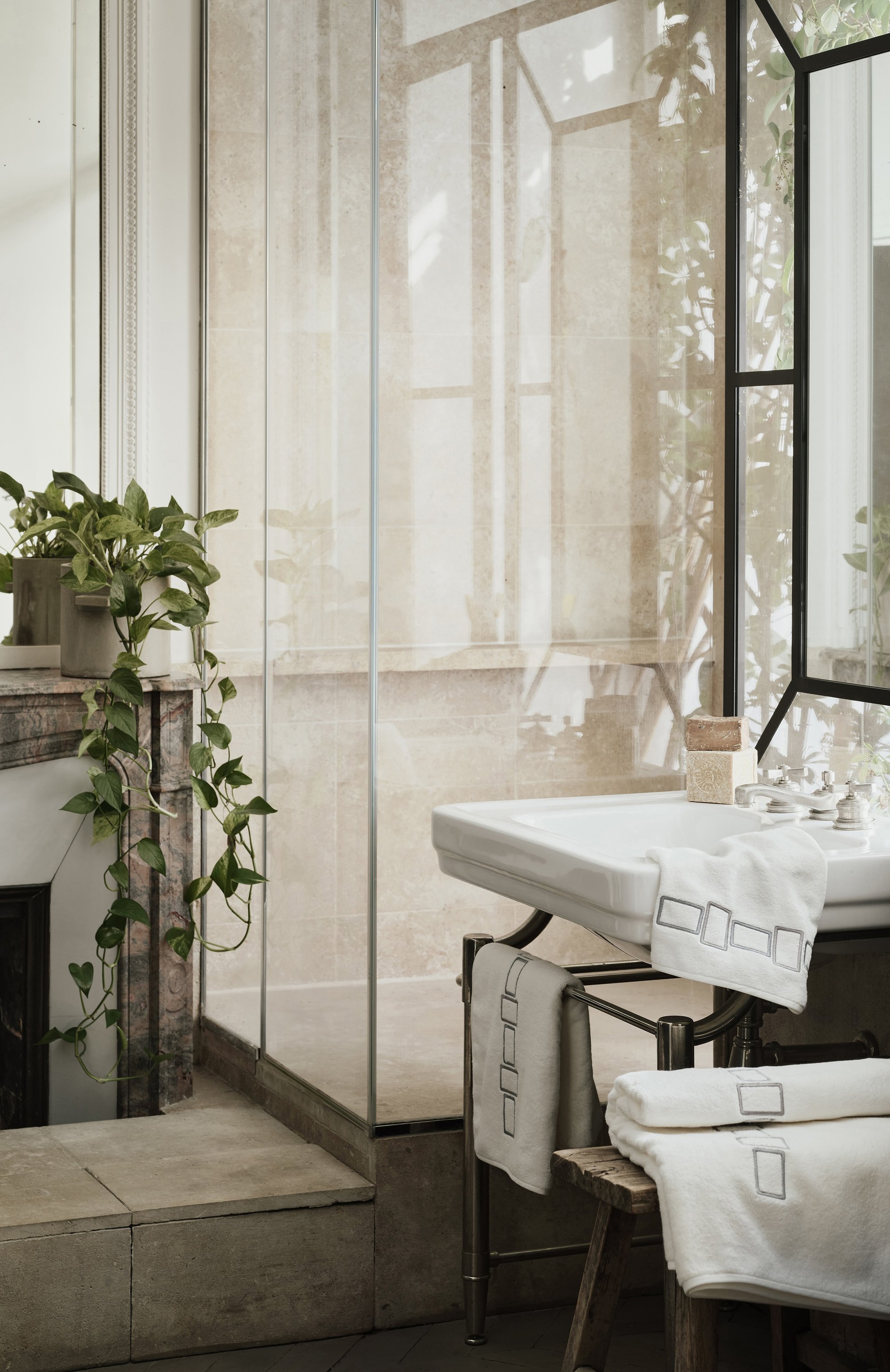 Набор из пяти полотенец bold bicolor embroidery FRETTE, арт. FR6881 D1100 5PZD, фото 2