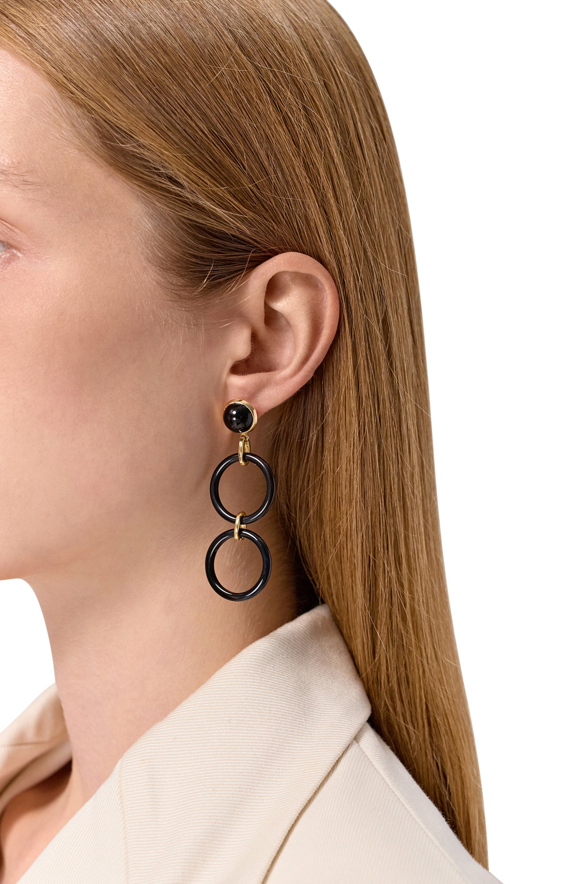 Серьги VIEN черного цвета по цене 21900 руб., арт. 2526-350, фото 4 Серьги VIEN, арт. 2526-350, фото 4