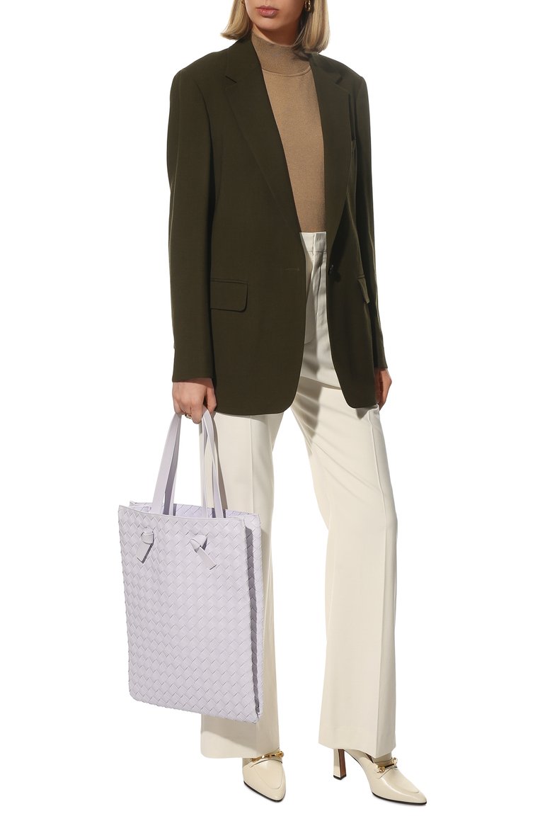 Женская сумка-тоут tie BOTTEGA VENETA светло-сиреневого цвета, арт. 690502/V1FG1 | Фото 3 (Размер: large; Материал: Натуральная кожа; Сумки-технические: Сумки-шопперы)