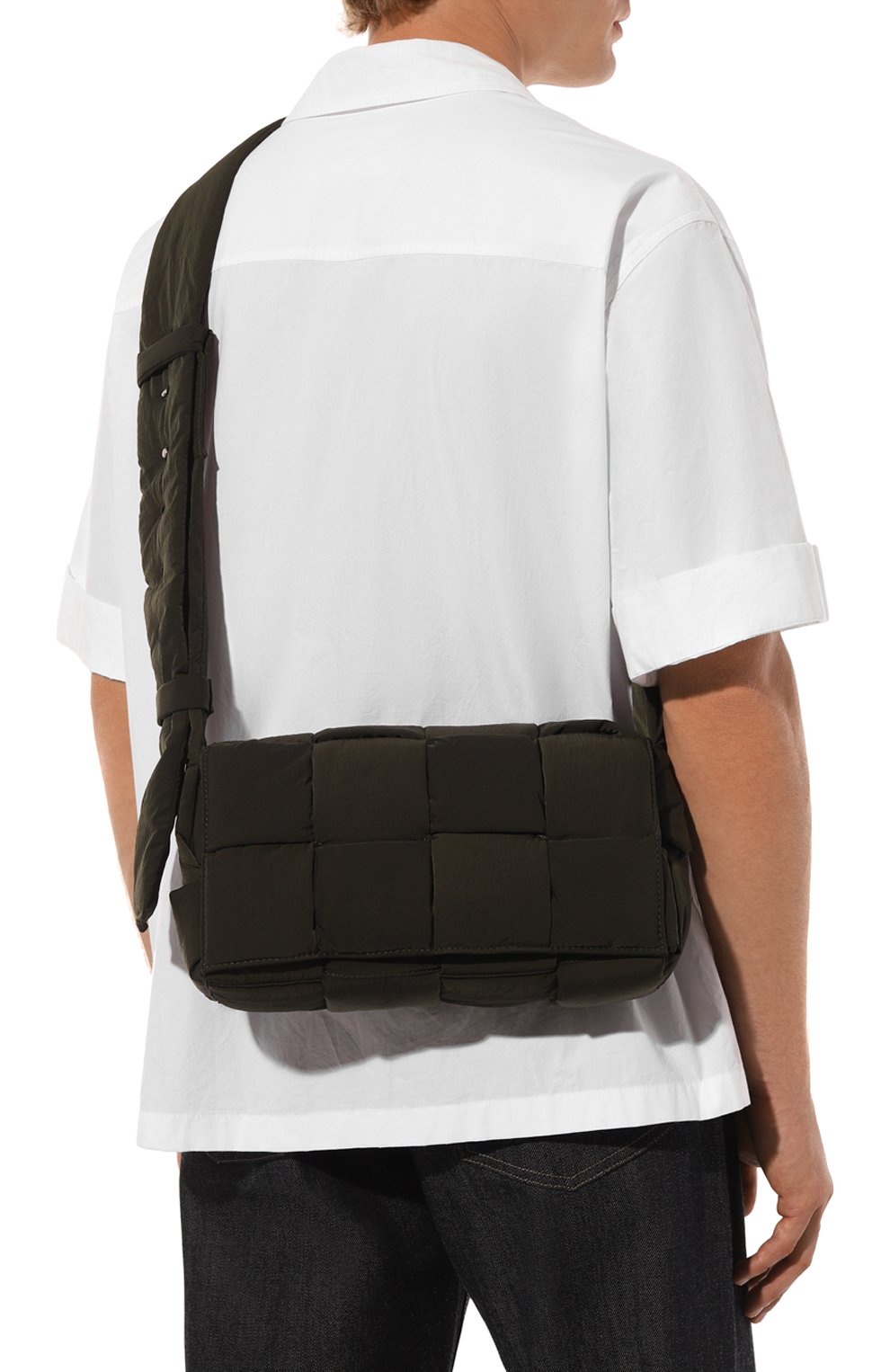 Сумка tech cassette BOTTEGA VENETA темно-коричневого цвета по цене 216000 руб., арт. 628951/VB081, фото 2 Сумка tech cassette BOTTEGA VENETA, арт. 628951/VB081, фото 2