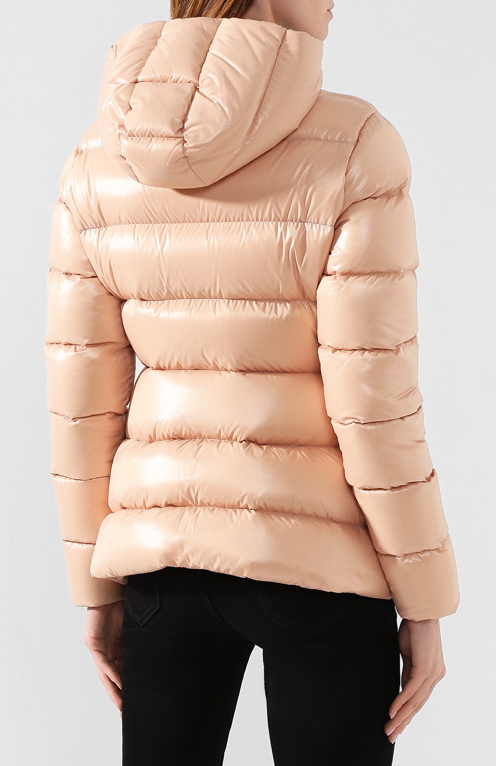 Пуховик rhin MONCLER светло-розового цвета по цене 119500 руб., арт. E2-093-46933-00-C0064, фото 4 Пуховик rhin MONCLER, арт. E2-093-46933-00-C0064, фото 4