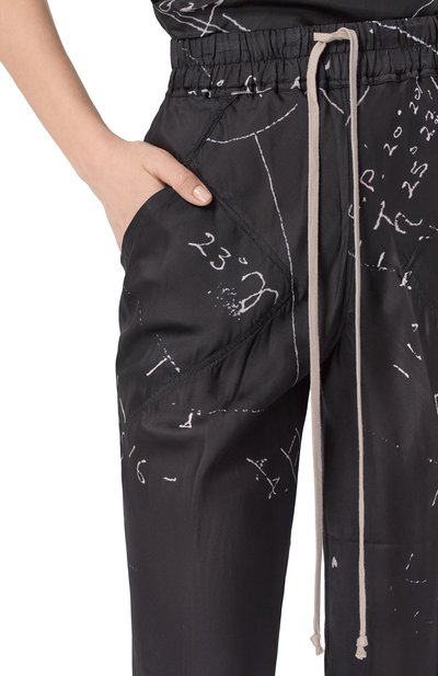 Брюки RICK OWENS черно-белого цвета по цене 92650 руб., арт. RP01F6304/KP1, фото 5 Брюки RICK OWENS, арт. RP01F6304/KP1, фото 5