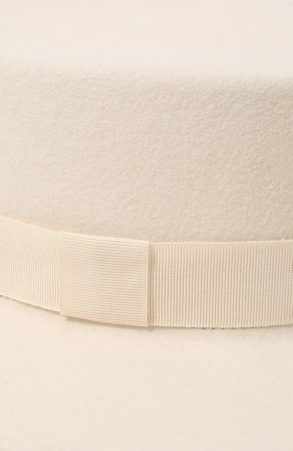 Шляпа kanotie COCOSHNICK HEADDRESS молочного цвета по цене 12000 руб., арт. kanotiemedbasic, фото 4 Шляпа kanotie COCOSHNICK HEADDRESS, арт. kanotiemedbasic, фото 4