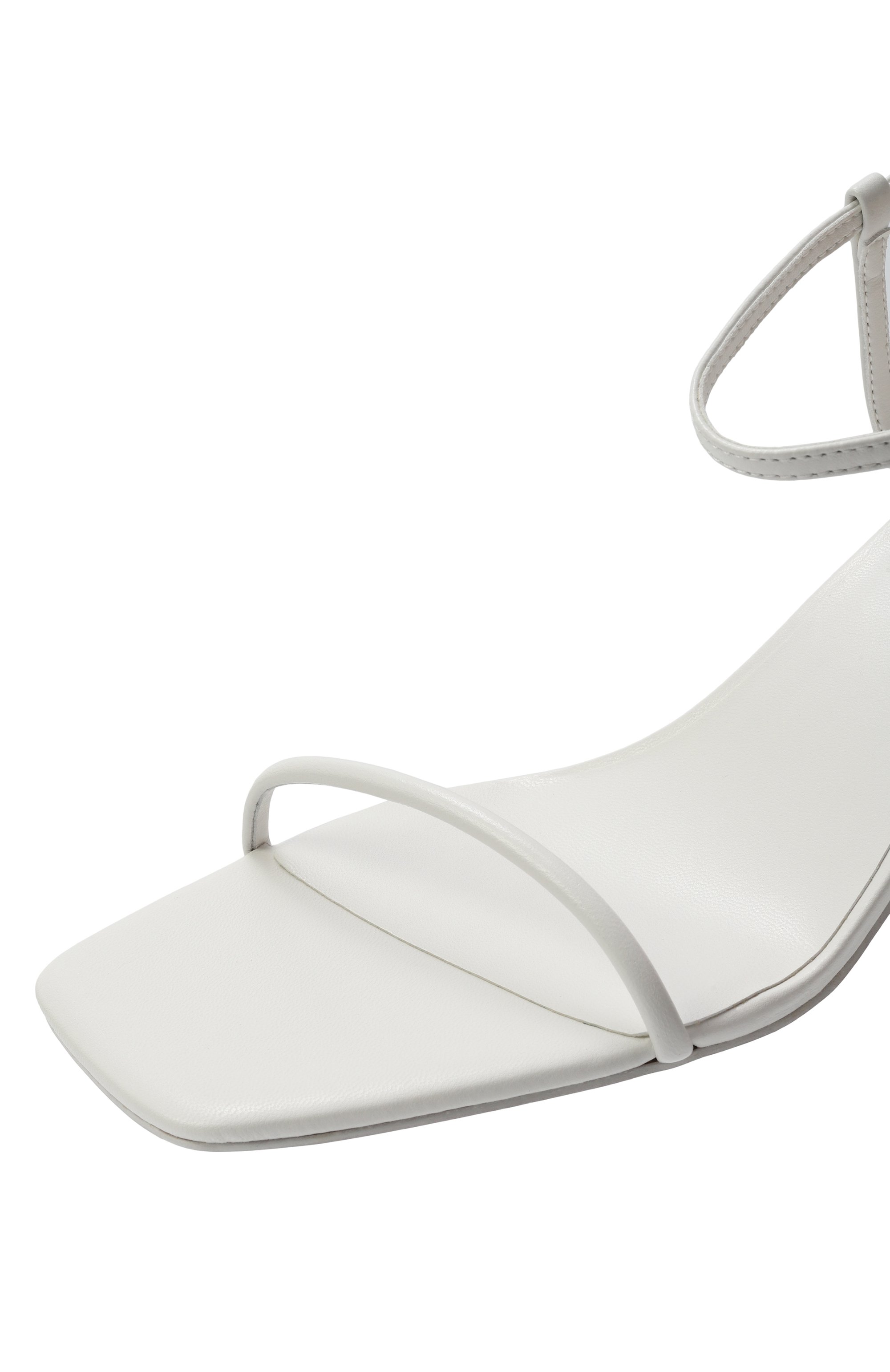 Кожаные босоножки 12 STOREEZ белого цвета по цене 19000 руб., арт. 132643, фото 7 Кожаные босоножки 12 STOREEZ, арт. 132643, фото 7