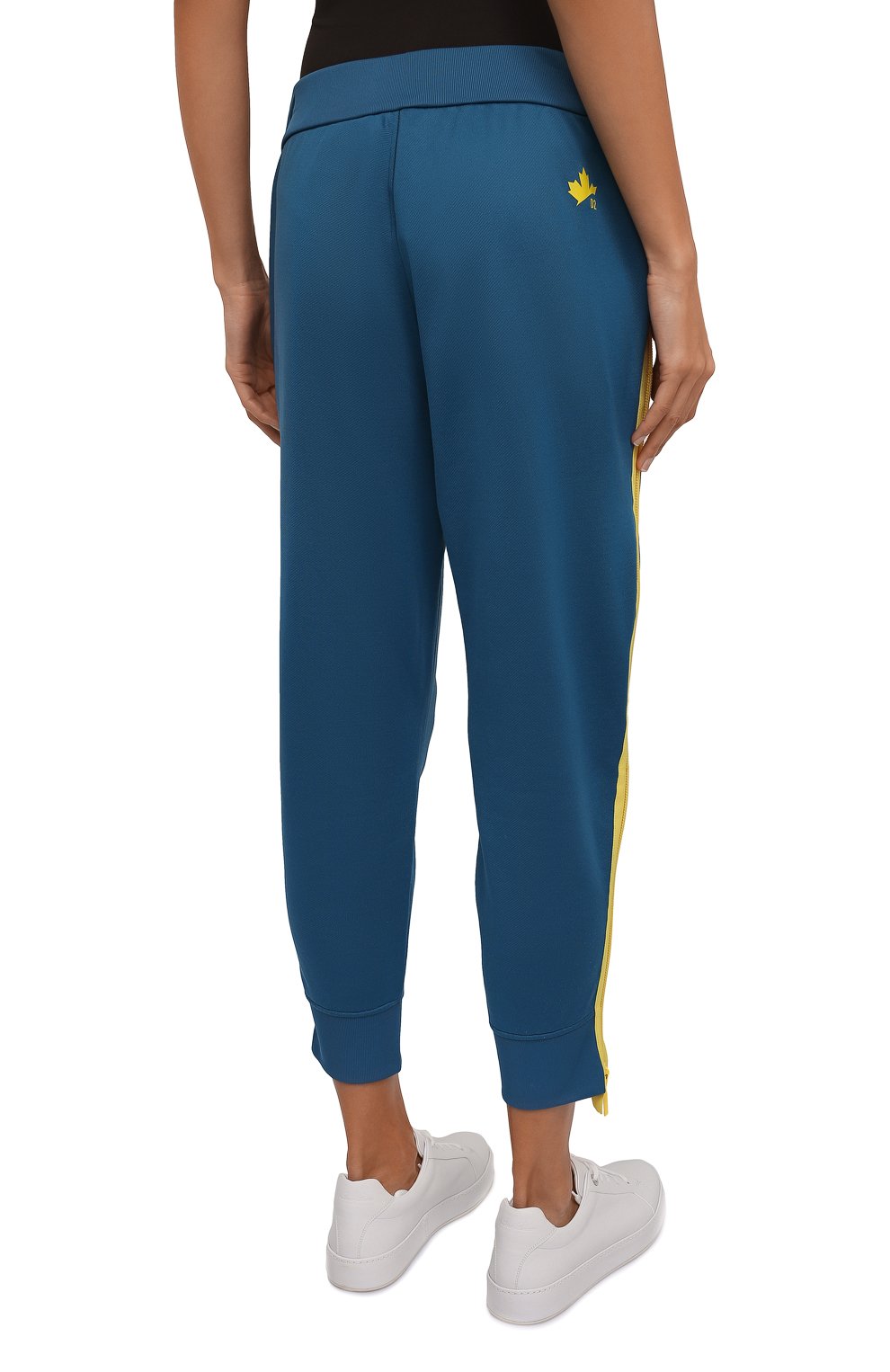 Джоггеры DSQUARED2 голубого цвета по цене 58150 руб., арт. S75KB0263/S25497, фото 4 Джоггеры DSQUARED2, арт. S75KB0263/S25497, фото 4