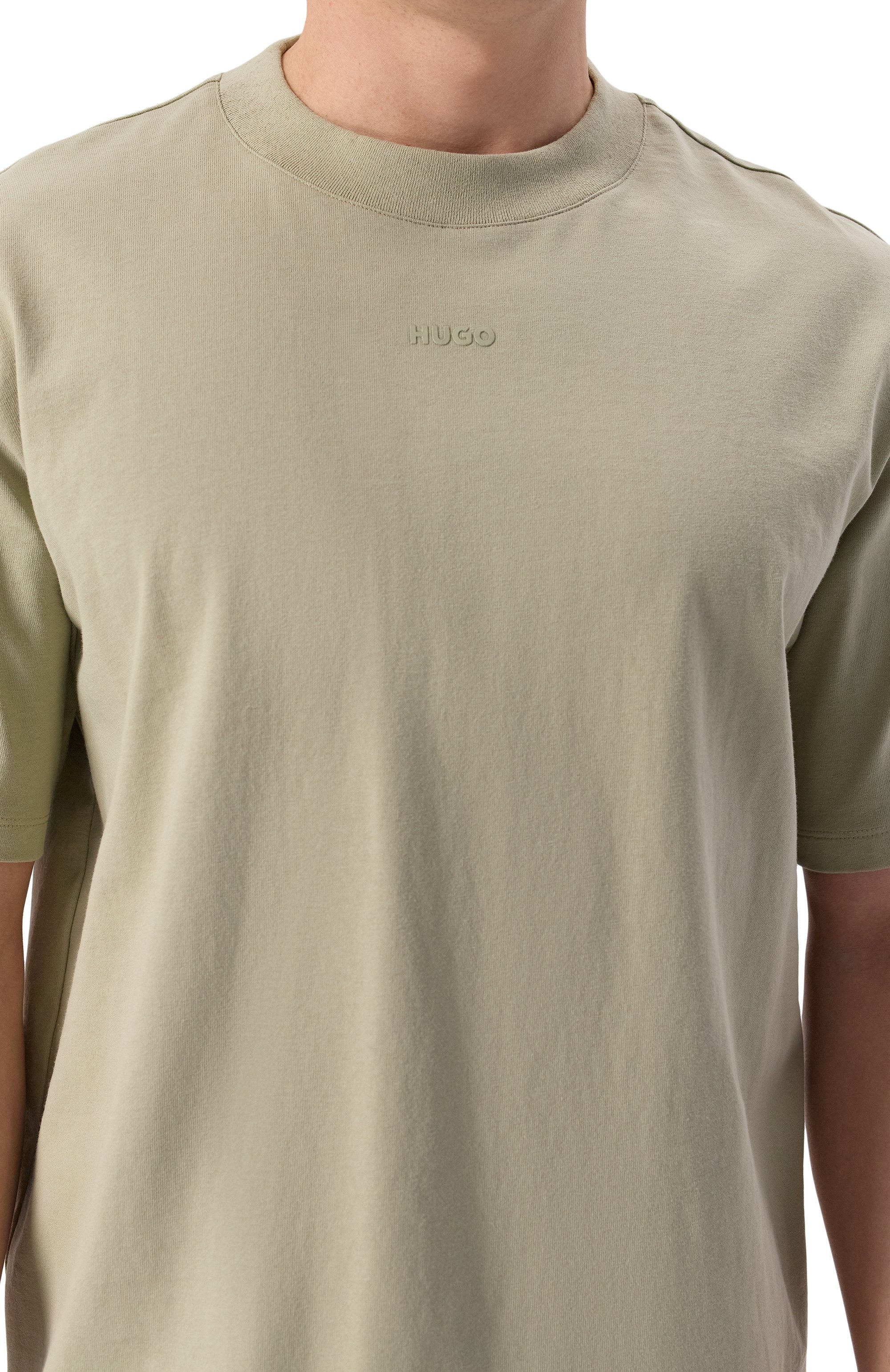 Хлопковая футболка HUGO светло-зеленого цвета по цене 7490 руб., арт. 50488330, фото 5 Хлопковая футболка HUGO, арт. 50488330, фото 5