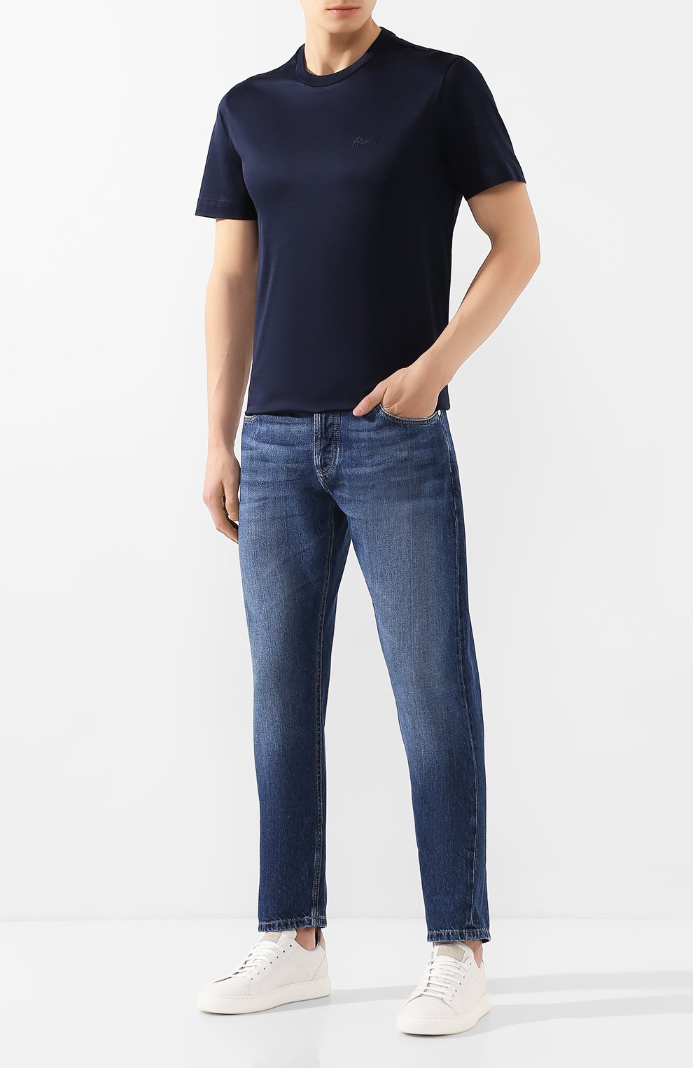 Хлопковая футболка BRIONI темно-синего цвета по цене 38800 руб., арт. UJCA0L/PZ600, фото 2 Хлопковая футболка BRIONI, арт. UJCA0L/PZ600, фото 2