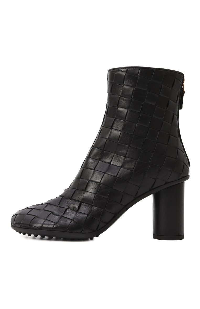 Женские кожаные ботильоны atomic BOTTEGA VENETA черного цвета, арт. 811087 V2ED0 | Фото 4 (Драгоценны�е камни: Проставлено; Каблук высота: Высокий; Материал внешний: Натуральная кожа; Подошва: Плоская; Материал сплава: Проставлено; Материал утеплителя: Без утеплителя; Каблук тип: Устойчивый)