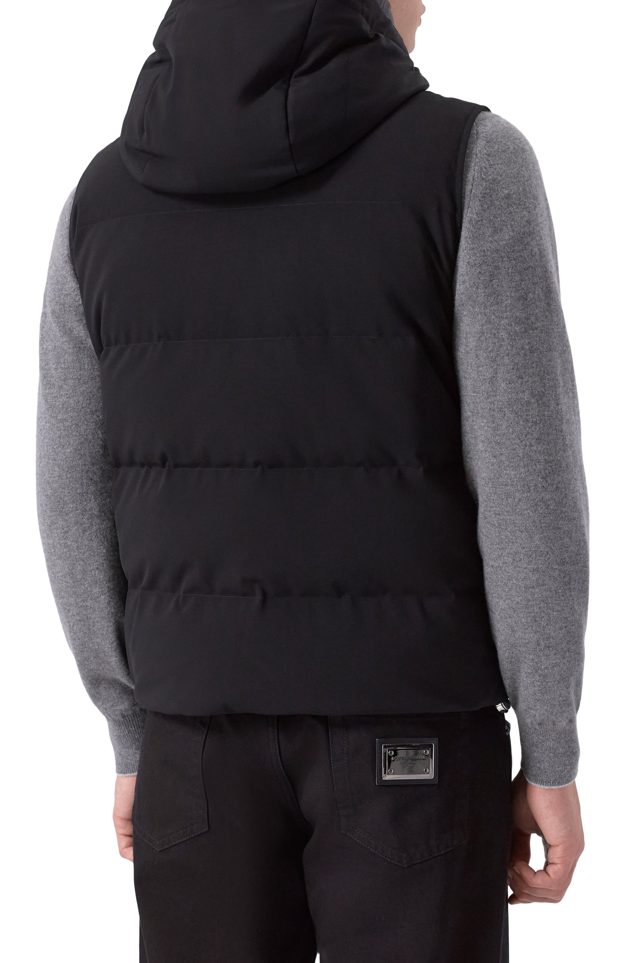 Пуховый жилет MONTECORE черного цвета по цене 96650 руб., арт. F09MUWX582A/185, фото 4 Пуховый жилет MONTECORE, арт. F09MUWX582A/185, фото 4