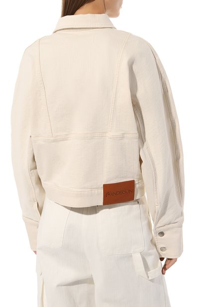 Джинсовая куртка JW ANDERSON кремового цвета по цене 79950 руб., арт. DJ0006PG0792 099J, фото 4 Джинсовая куртка JW ANDERSON, арт. DJ0006PG0792 099J, фото 4