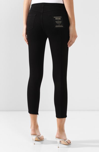 Джинсы VERSACE JEANS COUTURE черного цвета по цене 58800 руб., арт. A1HVA023-VDP523/APV54, фото 4 Джинсы VERSACE JEANS COUTURE, арт. A1HVA023-VDP523/APV54, фото 4