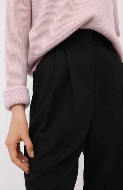 Шерстяные шорты BRUNELLO CUCINELLI черного цвета по цене 89500 руб., арт. MP171P7322, фото 3 Шерстяные шорты BRUNELLO CUCINELLI, арт. MP171P7322, фото 3