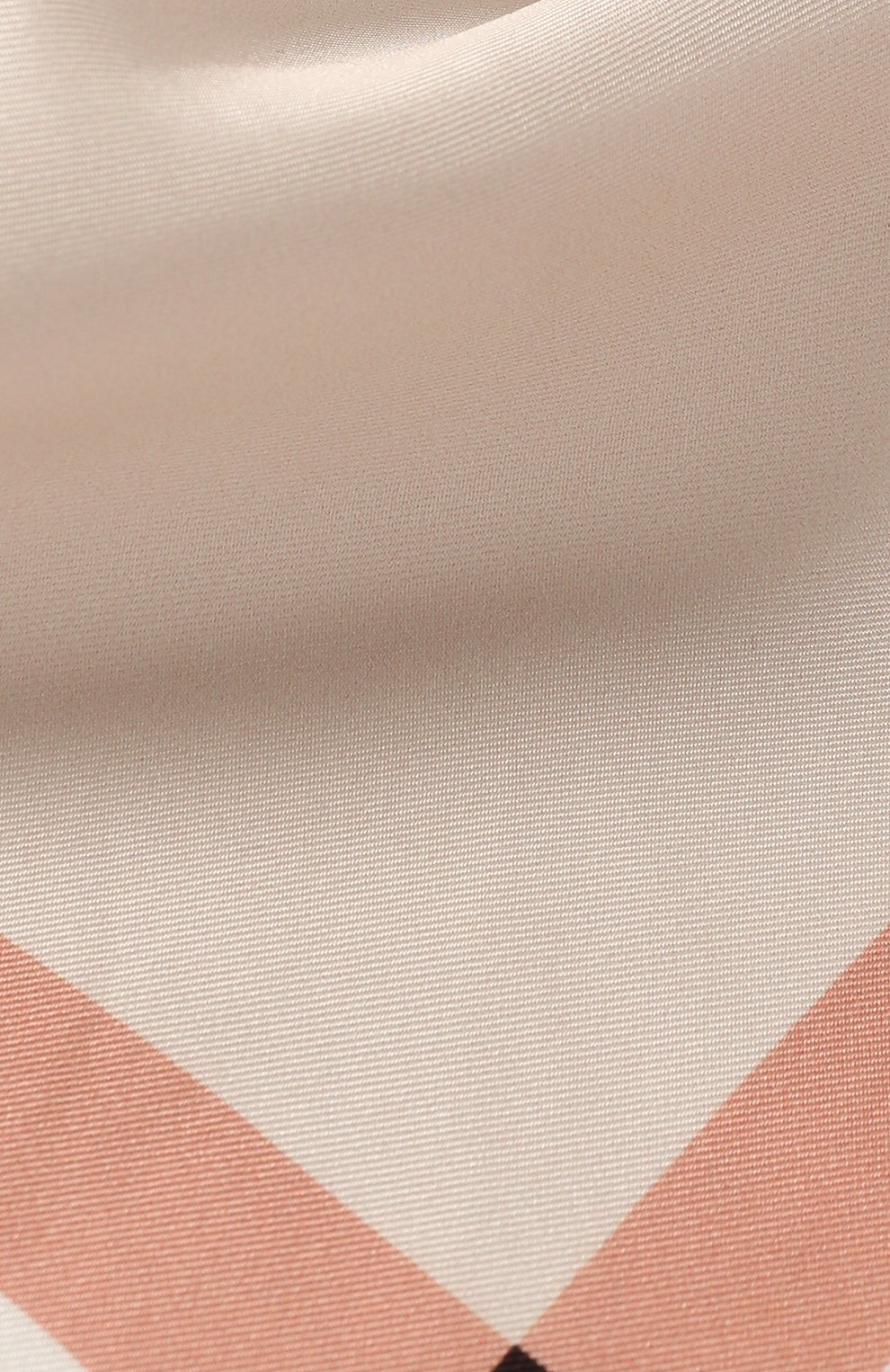 Шелковый платок TOM FORD разноцветного цвета по цене 18150 руб., арт. 5TF91/TF312, фото 3 Шелковый платок TOM FORD, арт. 5TF91/TF312, фото 3