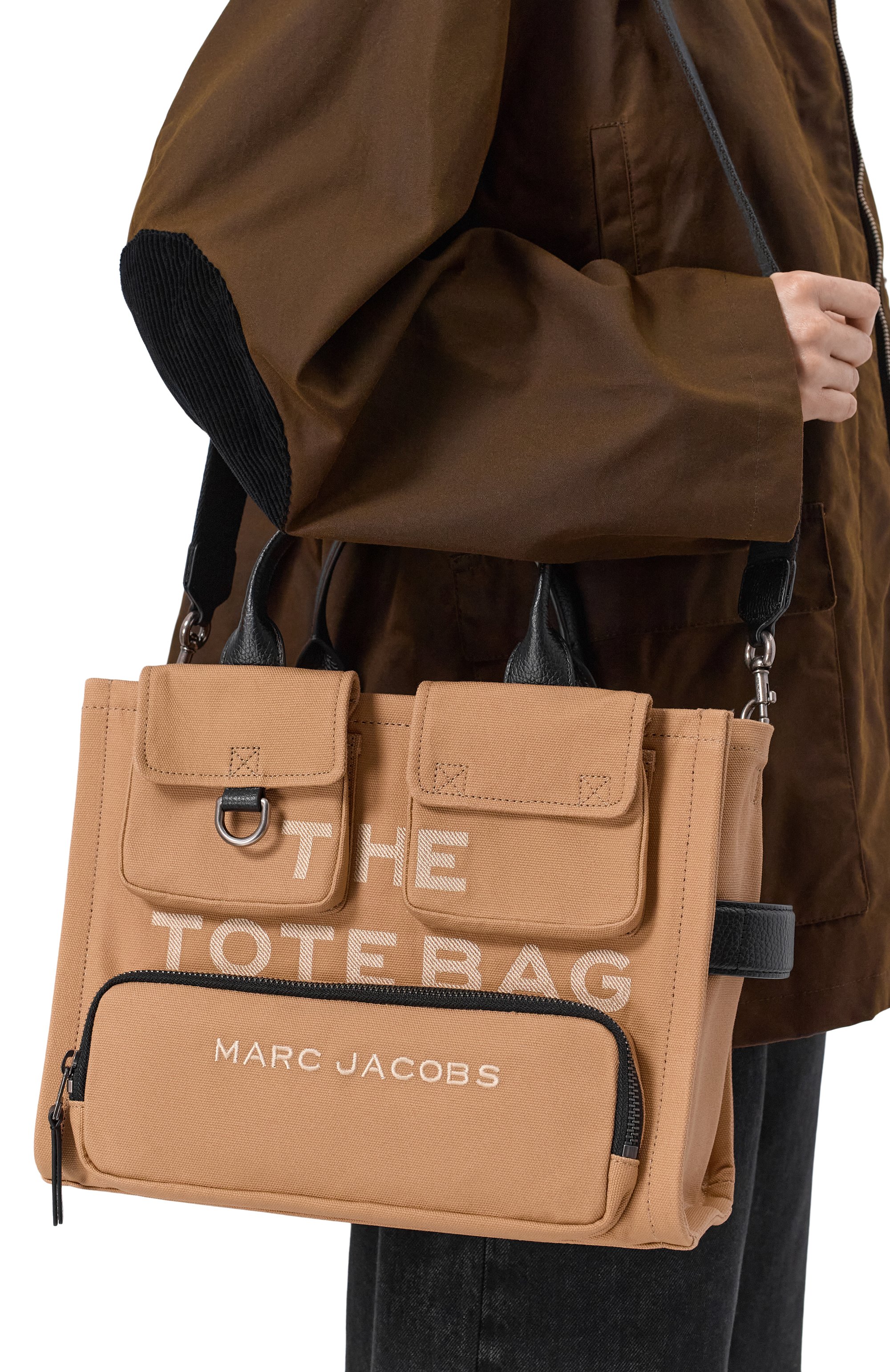Сумка the tote bag medium MARC JACOBS (THE) бежевого цвета по цене 45650 руб., арт. 2P5HTT007H03, фото 2 Сумка the tote bag medium MARC JACOBS (THE), арт. 2P5HTT007H03, фото 2