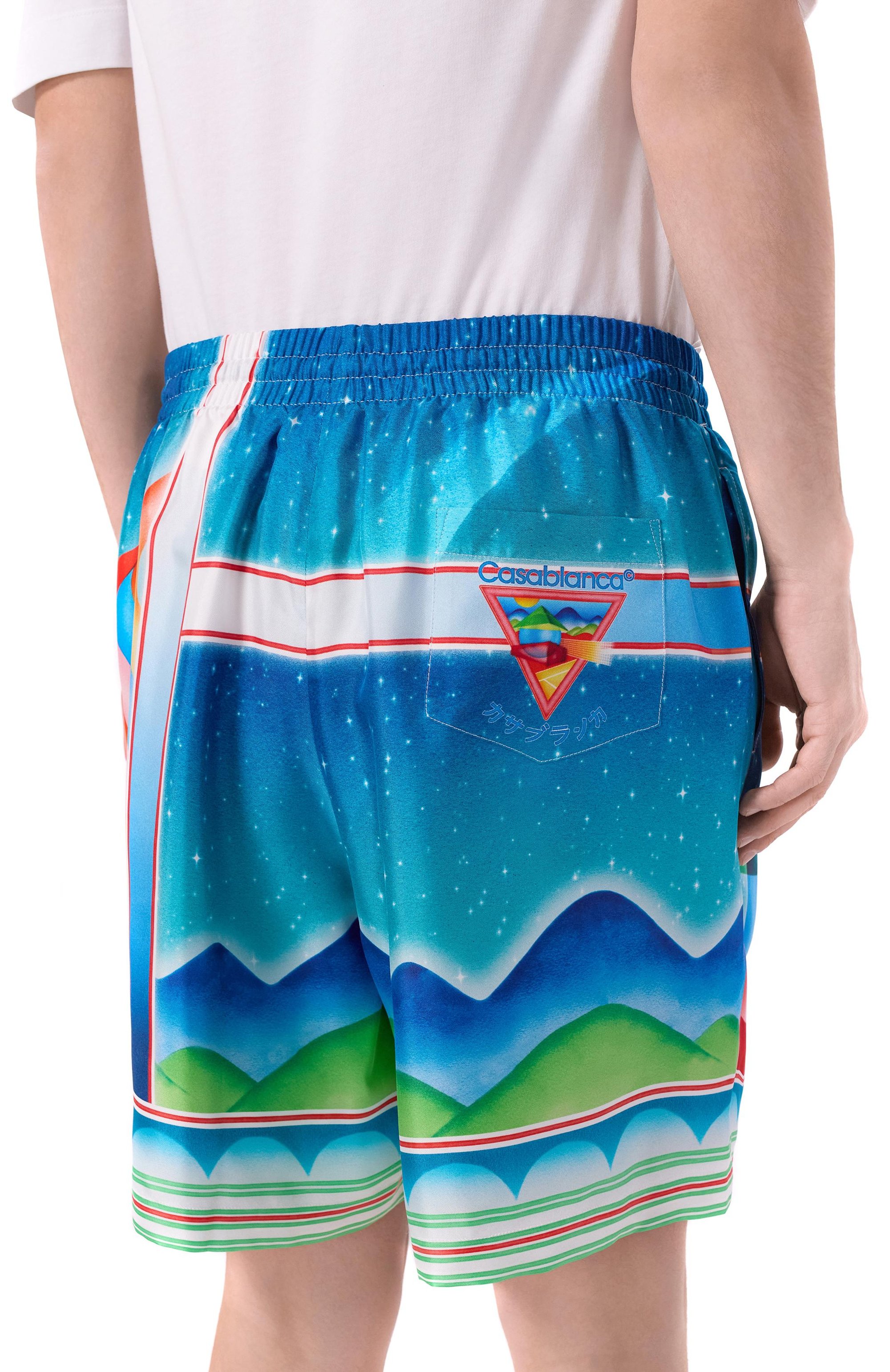 Шелковые шорты CASABLANCA синего цвета по цене 96550 руб., арт. MPF25-TR-012-07, фото 4 Шелковые шорты CASABLANCA, арт. MPF25-TR-012-07, фото 4