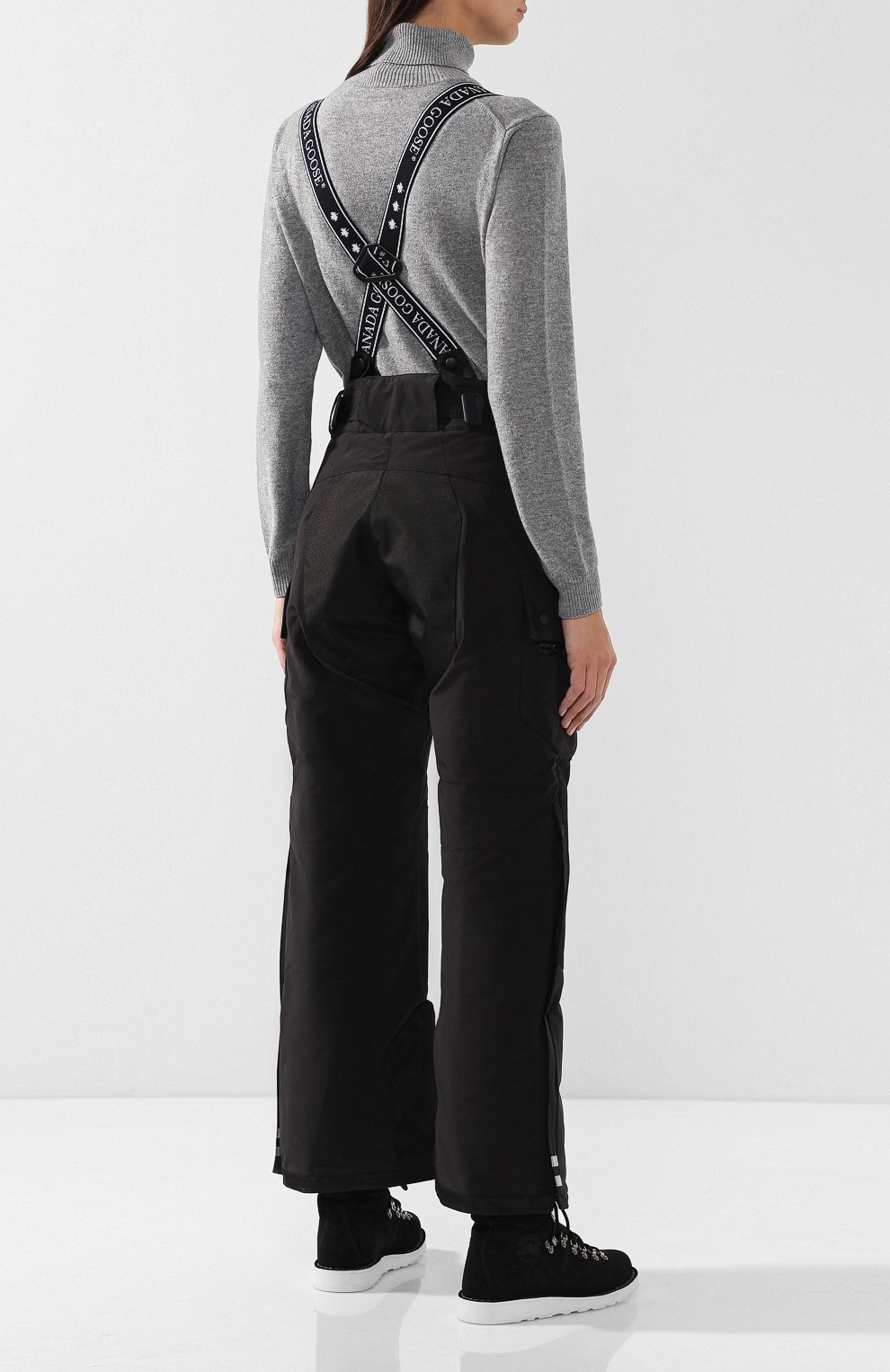 Утепленные брюки tundra с накладными карманами CANADA GOOSE черного цвета по цене 63500 руб., арт. 4811L, фото 4 Утепленные брюки tundra с накладными карманами CANADA GOOSE, арт. 4811L, фото 4