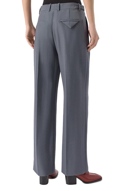 Шерстяные брюки BOTTEGA VENETA серого цвета по цене 163000 руб., арт. 812168/V4XY0, фото 4 Шерстяные брюки BOTTEGA VENETA, арт. 812168/V4XY0, фото 4