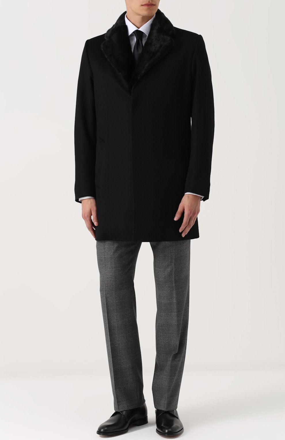 Шерстяные брюки в клетку прямого кроя TOM FORD темно-серого цвета по цене 136000 руб., арт. 222R87/610041, фото 2 Шерстяные брюки в клетку прямого кроя TOM FORD, арт. 222R87/610041, фото 2