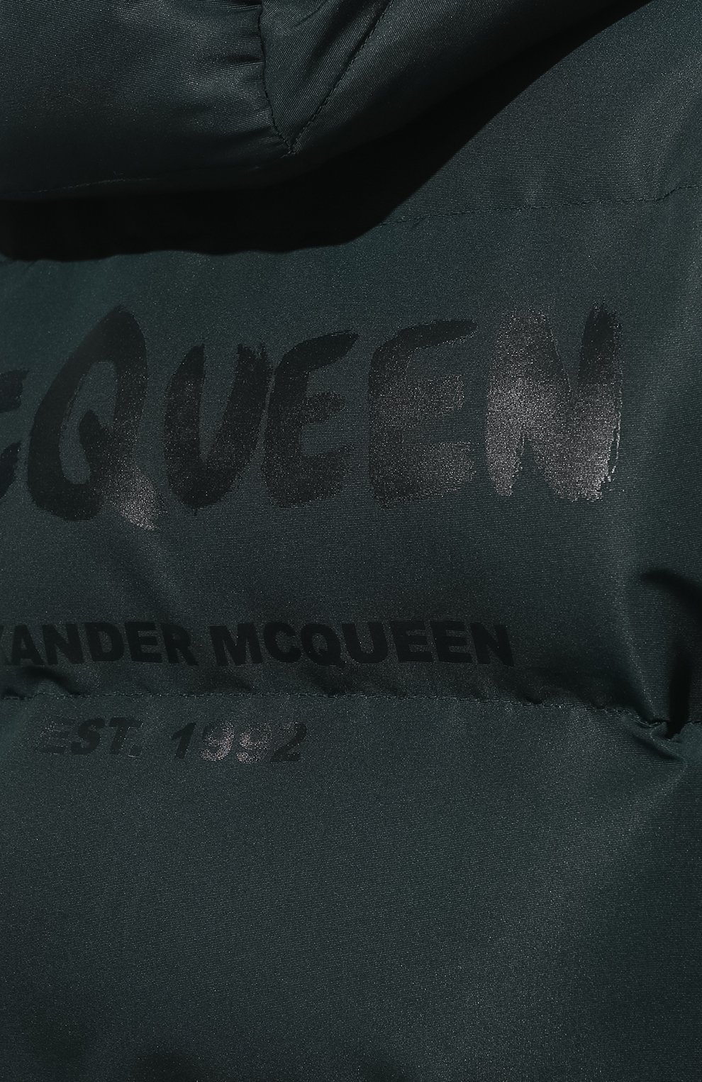 Пуховик ALEXANDER MCQUEEN темно-зеленого цвета по цене 239500 руб., арт. 672915/QZAD1, фото 5 Пуховик ALEXANDER MCQUEEN, арт. 672915/QZAD1, фото 5