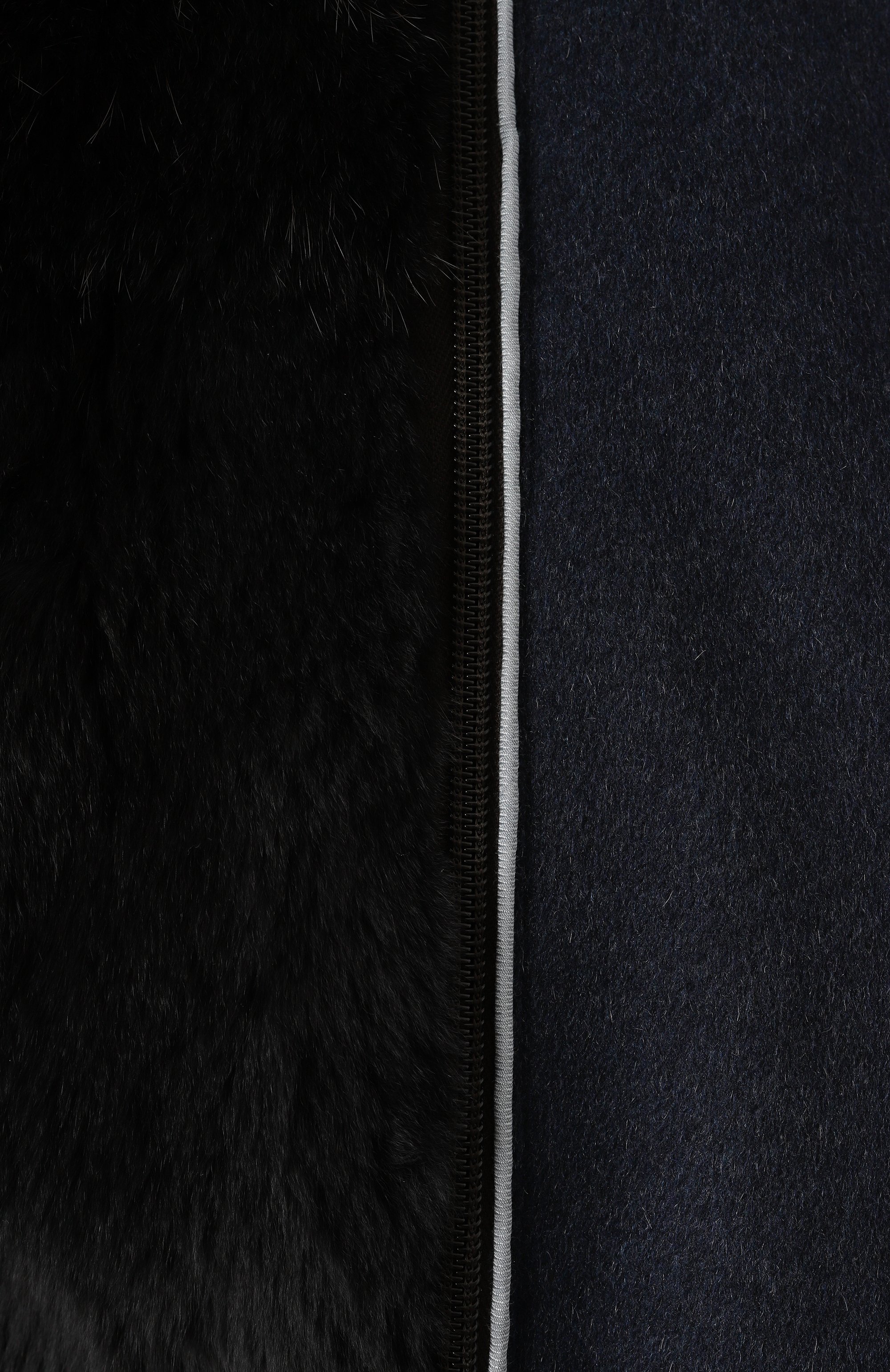 Кашемировый бомбер с подкладкой из хорька COLOMBO темно-синего цвета по цене 766500 руб., арт. GB00215/FUR, фото 6 Кашемировый бомбер с подкладкой из хорька COLOMBO, арт. GB00215/FUR, фото 6