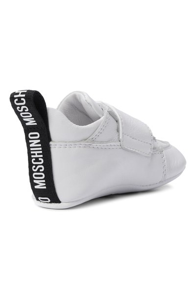 Кожаные пинетки MOSCHINO белого цвета по цене 18450 руб., арт. 84066/VAR8/15-16, фото 3 Кожаные пинетки MOSCHINO, арт. 84066/VAR8/15-16, фото 3