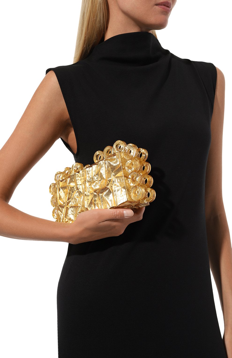 Клатч harlow CULT GAIA золотого цвета по цене 39050 руб., арт. CL1673MC, фото 2 Клатч harlow CULT GAIA, арт. CL1673MC, фото 2