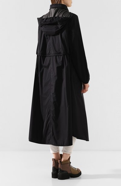 Плащ lin MONCLER черного цвета по цене 83400 руб., арт. F1-093-1D504-00-C0391, фото 4 Плащ lin MONCLER, арт. F1-093-1D504-00-C0391, фото 4