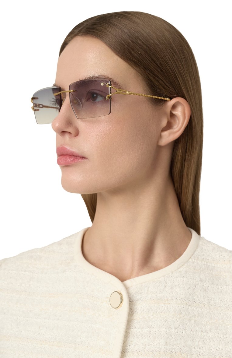 Женские солнцезащитные очки VINTAGE FRAMES серого цвета, арт. IC0N 24KT YELL0W G0LD/ASPHALT | Фото 3 (Региональные ограничения белый список (Axapta Mercury): Не проставлено; Нос: Не проставлено; Материал: Металл; Тип очков: С/з; Кросс-КТ: С/з-унисекс; Очки форма: Прямоугольные, Безоправные; Оптика Гендер: оптика-унисекс)