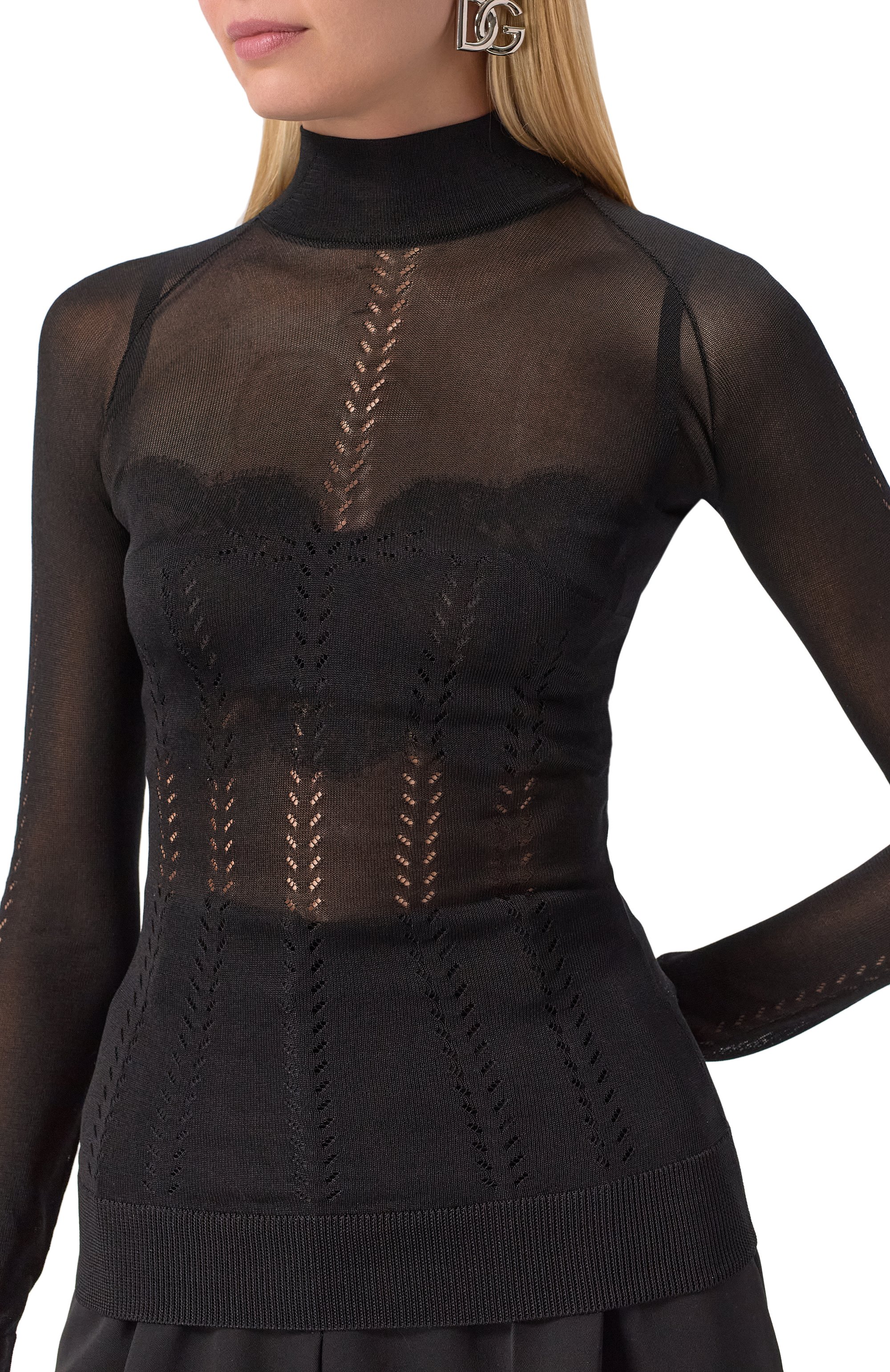 Шелковый топ DOLCE & GABBANA черного цвета по цене 209000 руб., арт. FXW44T/JBSLL, фото 5 Шелковый топ DOLCE & GABBANA, арт. FXW44T/JBSLL, фото 5