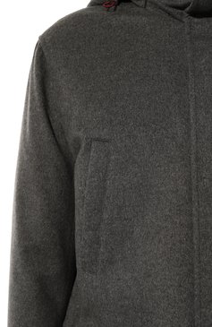 Мужская кашемировая куртка BRUNELLO CUCINELLI темно-серого цвета, арт. MM4006400 | Фото 5 (Рукава: Длинные; Материал внешний: Кашемир, Шерсть, Синтетический материал; Драгоценные камни: Проставлено; Материал сплава: Проставлено; Стили: Кэжуэл; Мужское Кросс-КТ: шерсть и кашемир, утепленные куртки; Материал подклада: Шелк; Длина (верх�няя одежда): До середины бедра; Кросс-КТ: Утепленные)