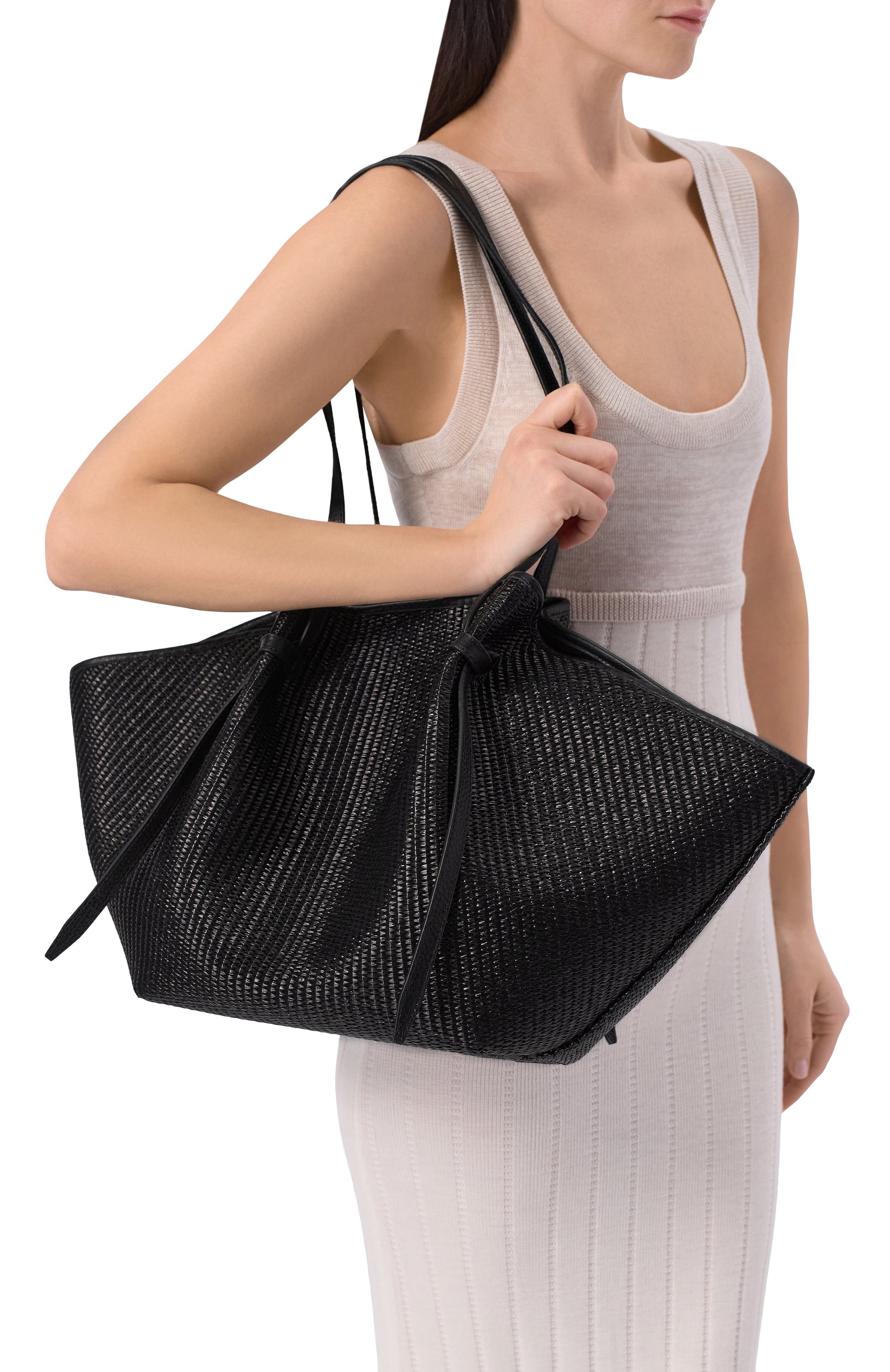 Сумка-тоут mochi large YUZEFI, арт. LARGE M0CHI/W0VEN RAFFIA, фото 2