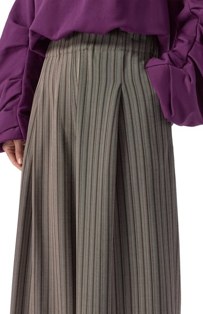 Брюки из вискозы DRIES VAN NOTEN серого цвета по цене 79550 руб., арт. 130909/3067, фото 5 Брюки из вискозы DRIES VAN NOTEN, арт. 130909/3067, фото 5