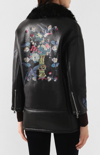 Дубленка REDVALENTINO черного цвета по цене 196500 руб., арт. SR0NA01Z/4L3, фото 4 Дубленка REDVALENTINO, арт. SR0NA01Z/4L3, фото 4