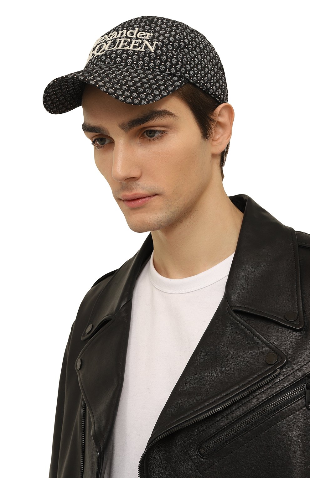 Бейсболка ALEXANDER MCQUEEN черно-белого цвета по цене 48850 руб., арт. 711304 4419Q, фото 2 Бейсболка ALEXANDER MCQUEEN, арт. 711304 4419Q, фото 2