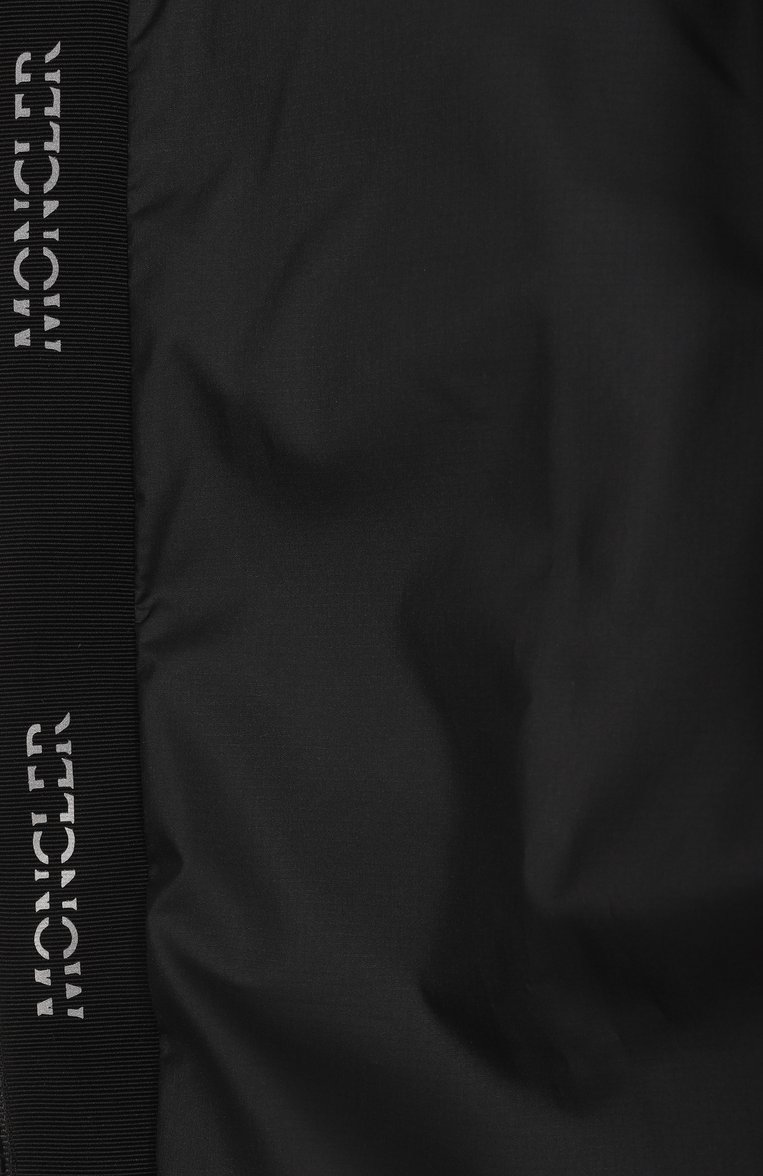 Женский пуховик MONCLER белого цвета, арт. 1A00023/5950K | Фото 7 (Материал внешний: Синтетический материал; Материал подклада: Синтетический материал; Материал утеплителя: Пух и перо; Длина (верхняя одежда): Короткие; Рукава: Длинные; Кросс-КТ: Пуховик; Стили: Кэжуэл; Автоматизация состава: Проставлено; Автоматизация ТО: Проставлено)