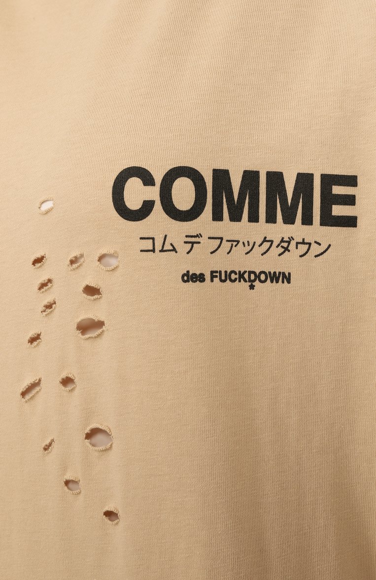 Женская хлопковая футболка COMME DES FUCKDOWN бежевого цвета, арт. CFABW01310 | Фото 6 (Рукава: 3/4; Материал внешний: Хлопок; Длина (для топов): Стандартные; Принт: С принтом; Стили: Гранж)