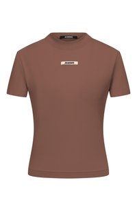 Коричневый