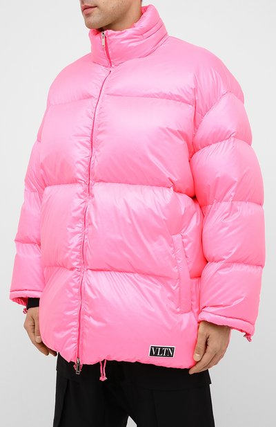 Пуховик VALENTINO розового цвета по цене 288500 руб., арт. UV3CNB106GM, фото 3 Пуховик VALENTINO, арт. UV3CNB106GM, фото 3