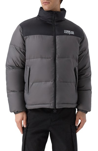 Пуховик COMME DES FUCKDOWN серого цвета по цене 32900 руб., арт. CFABM01704, фото 3 Пуховик COMME DES FUCKDOWN, арт. CFABM01704, фото 3