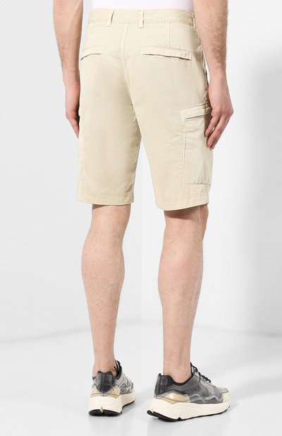 Хлопковые шорты STONE ISLAND бежевого цвета по цене 22850 руб., арт. 7015L0504, фото 4 Хлопковые шорты STONE ISLAND, арт. 7015L0504, фото 4