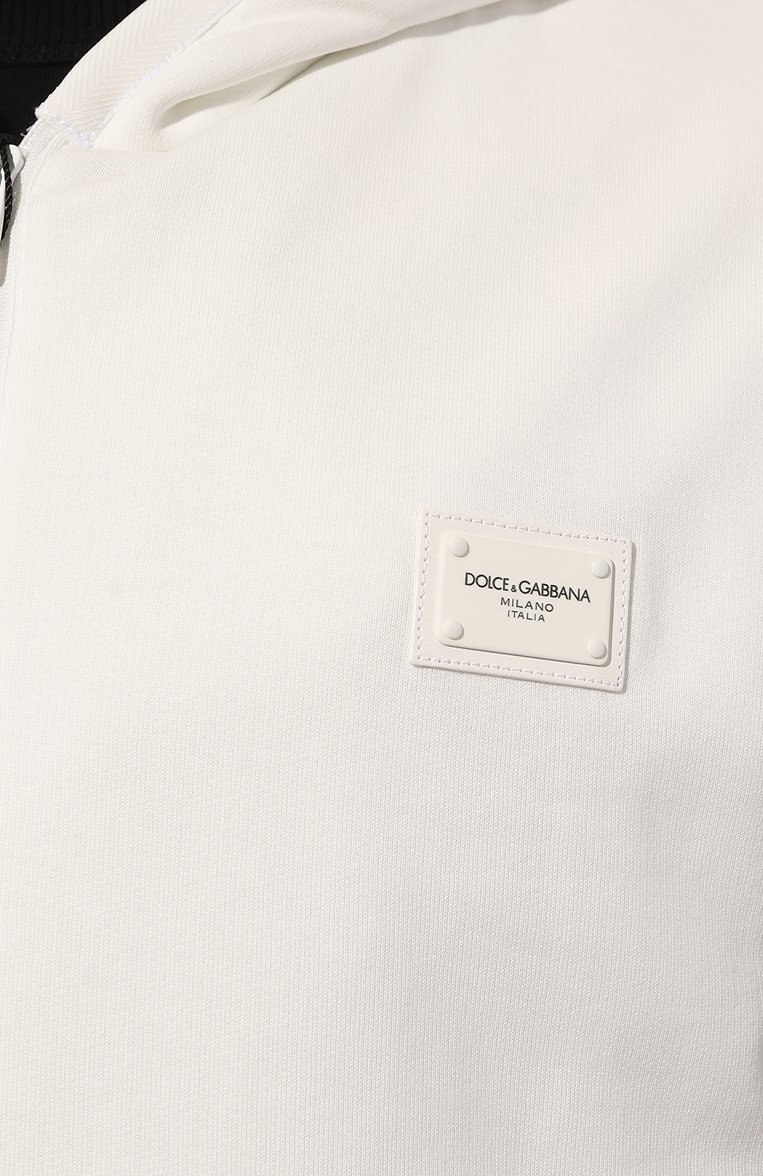 Мужской утепленный жилет DOLCE & GABBANA белого цвета, арт. G9A0GT/FU7DU | Фото 5 (Драгоценные камни: Проставлено; Материал подклада: Хлопок; Материал внешний: Хлопок; Материал сплава: Проставлено; Длина (верхняя одежда): Короткие; Мужское Кросс-КТ: жилеты-тонкие; Стили: Кэжуэл)