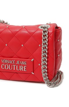 Женская сумка quilting VERSACE JEANS COUTURE красного цвета, арт. 75VA4BQ6/ZS823 | Фото 3 (Сумки-технические: Сумки через плечо; Материал сплава: Проставлено; Размер: mini; Ремень/цепоч�ка: На ремешке; Драгоценные камни: Проставлено; Материал: Экокожа)