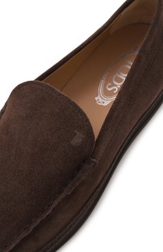 Мужские замшевые лоферы TOD’S темно-коричневого цвета, арт. XXM0TV0AJ30RE0 | Фото 7 (Материал внутренний: Натуральная кожа; Нос: Не проставлено; Материал внешний: Натуральная кожа, Замша; Стили: Кэжуэл)